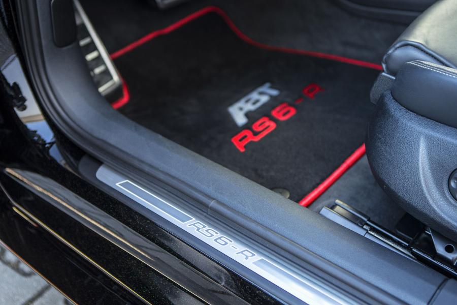 Детали интерьера Audi RS6-R Avant by ABT (4G, C7) 2014 года  (фото 16 из 21)